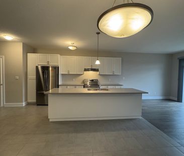 For Lease - 14 Sportsman Hill Street Unit# Upper Level, Kitchener, ... - Photo 6