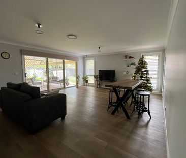 6 Crestview Street, Fletcher, NSW 2287 - Photo 1