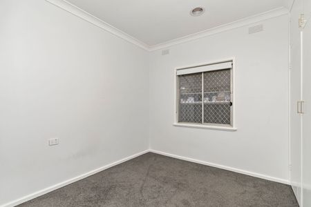 Home For Rent - Photo 3