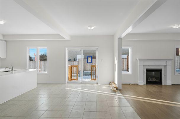 For Lease - 103 Windermere Boulevard, Loyalist, Ontario - Photo 1