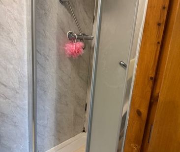 Studio Flat, Pershore Road, B29 - Photo 1
