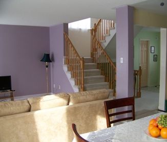 77 Huntley Street - Photo 2