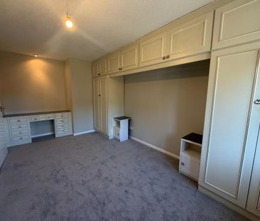 3 bedroom detached house to rent - Photo 3