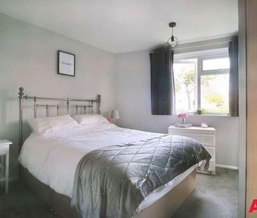 Avon Road, Upminster, RM14 - Photo 6