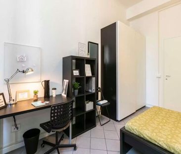 Via Lipari, Milan, Lombardy 20144 - Photo 1