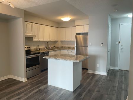 For Lease - 3880 Duke of York Boulevard Unit# 1503, Mississauga, Ontario - Photo 5