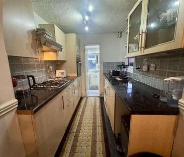 Sandringham Road, Watford, WD24 - Photo 4