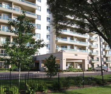 The Trillium at the Royal Gardens - Photo 2