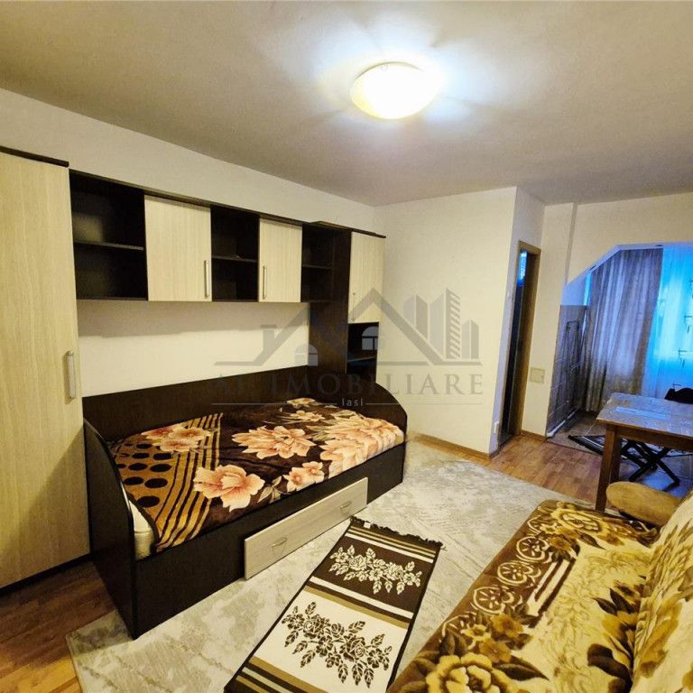 Garsoniera de inchiriat in Nicolina - Fotografie 1