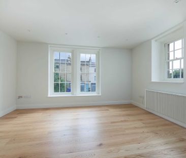 Piccadilly Place - Photo 4