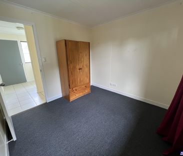 Unit in complex of 3 - Photo 2