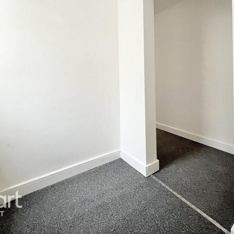 3 bedroom apartment to rent - Photo 1