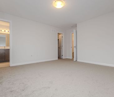 For Lease - 66 OSLER Street, Kanata, Ontario - Photo 2