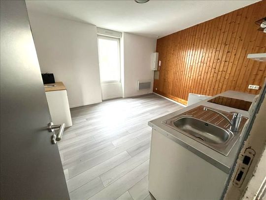 2 pièces - 36 m² - 1er étage - Colocation non autorisée - Photo 1