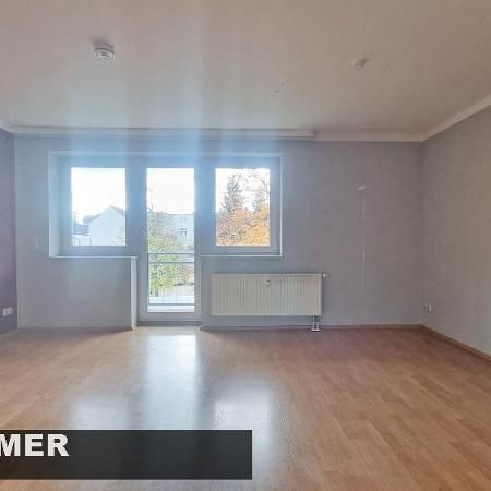 schöne 2 Zimmer Wohnung mit Balkon und EBK - Photo 1