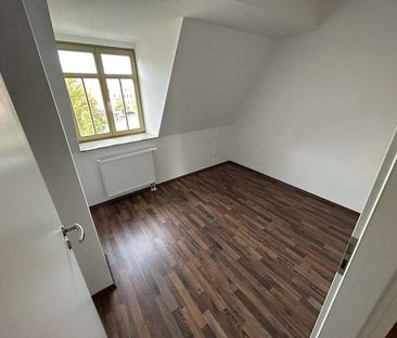 **Exklusive Maisonette-Dachgeschosswohnung im Herzen von Delitzsch** - Photo 1