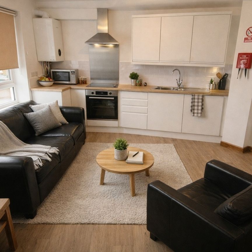 5 Bed Flat, Melton Crescent, BS7 - Photo 1