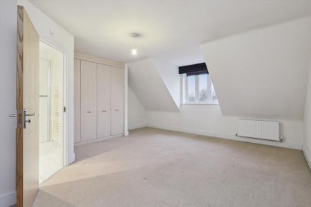 4 bedroom terraced house to rent - Photo 2