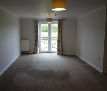 2 bedroom retirement property to rent - Photo 1