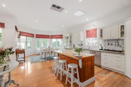 34 Smith Street, Hampton - Photo 2