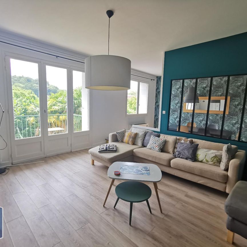 Location Appartement 3 pièces 87m² ANGOULEME 16000 - Photo 1