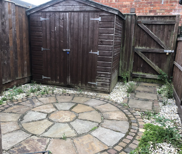 2 bedroom terraced house to rent - Photo 3