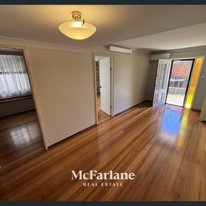 Welcome to 1/14 Taranaki Place, Macquarie Hills - Photo 2