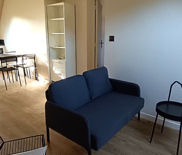 Location Appartement 2 pièces 37m² - Photo 2