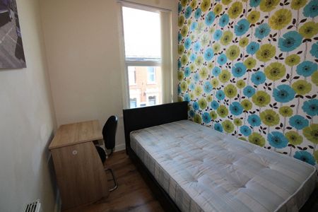 Emmanuel Street PRESTON, Lancashire PR1 7NQ - Photo 4