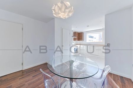 1 Bedroom Apartment - Photo 2