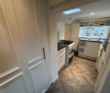 2 bedroom cottage - Photo 5