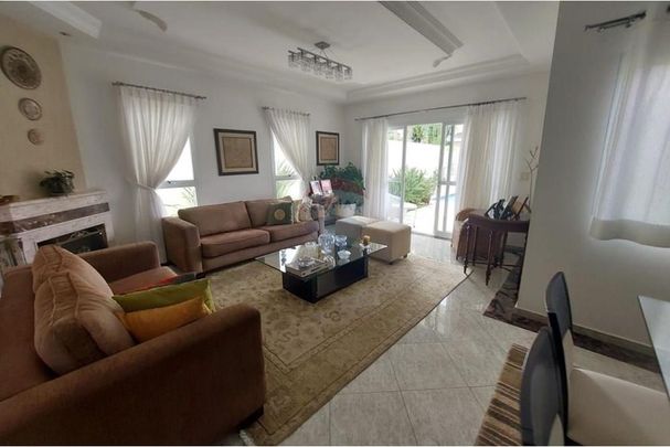Casa para Locação, Meville, 4 suites - Mobiliada - Foto 1