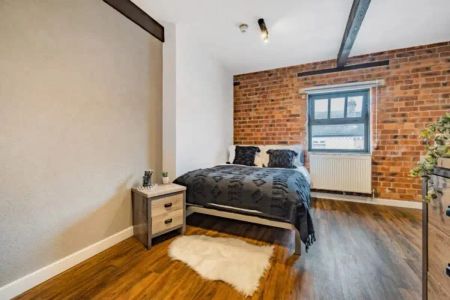 Silver Studio - Photo 3