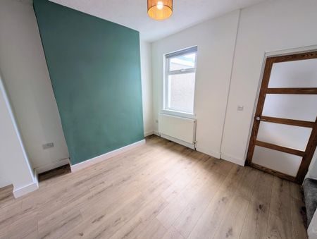3 bedroom terraced house to rent - Photo 3