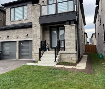 For Lease - 18 Coulterville Drive Unit# #2, Caledon, Ontario - Photo 3