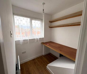 2 bedroom terraced house to rent - Photo 6