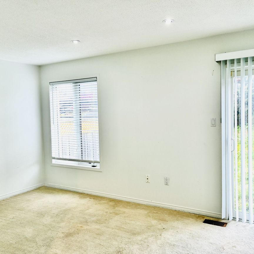 For Lease - 3857 Partition Road, Mississauga, Ontario - Photo 1