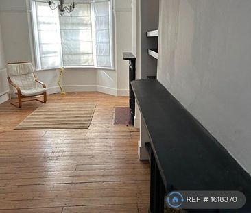 3 bedroom terraced house to rent - Photo 6
