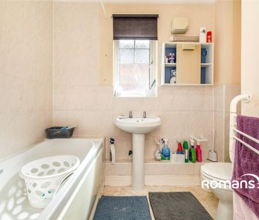 2 bedroom flat to rent - Photo 6