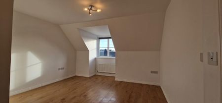 4 bedroom townhouse to rent - Photo 5