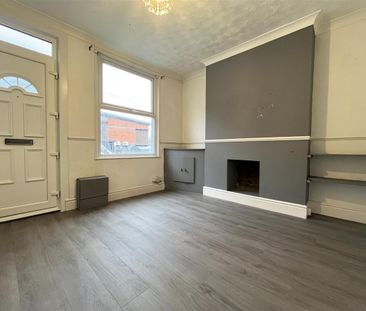 2 bedroom End of terrace house to rent - Photo 6