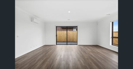 COMFORTABLE AND SPACIOUS - Photo 4