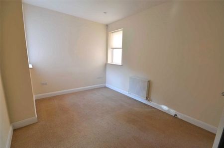 Bacara Court, 6-8 Charlton Drive, Sale, Manchester, M33 2BJ - Photo 2