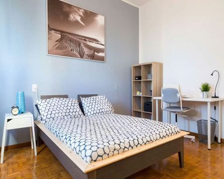 Via delle Acacie, Cesano Boscone, Lombardy 20090 - Photo 2