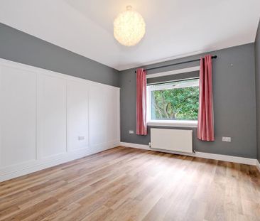 4 bedroom semi-detached house to rent - Photo 3