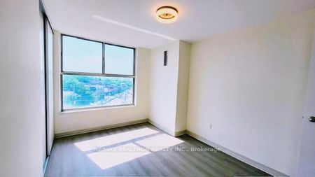 For Lease - 21 Vaughan Road Unit# 1602, Toronto, Ontario - Photo 5