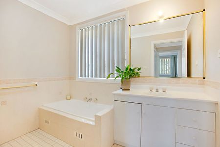 3 Bedroom Duplex - Photo 2