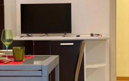 Via Luigi Settembrini, Milan, Lombardy 20124 - Photo 3