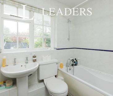The Dene, Sevenoaks, TN13 - Photo 1