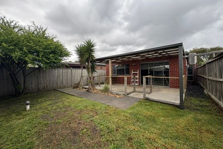 66 Gregson Grove, Lyndhurst VIC - Photo 2